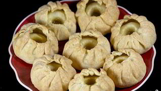 Яблоки, запеченные в тесте