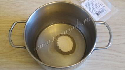 желе красное с ягодами годжи