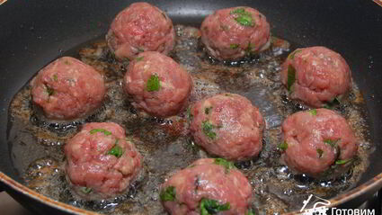 фрикадельки в томатном соусе