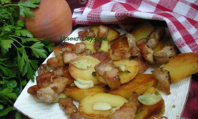 Рецепт картофель с беконом и чесночком