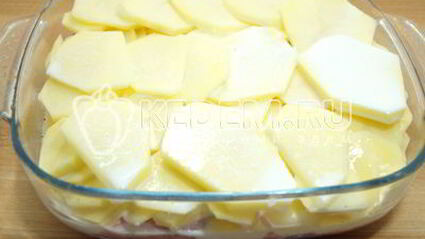 картофель с мясом в духовке