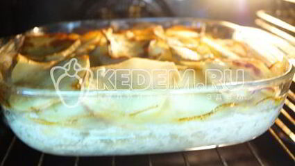 картофель с мясом в духовке