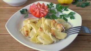 Картошка в кефире в духовке