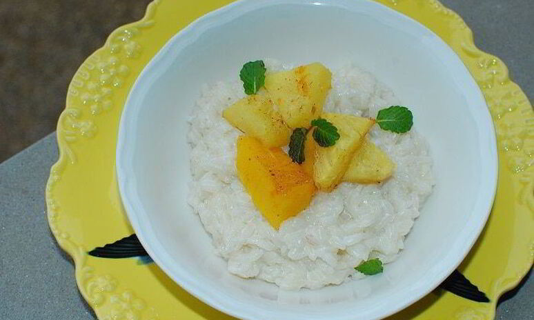 Рецепт рис на кокосовом молоке с манго и ананасом