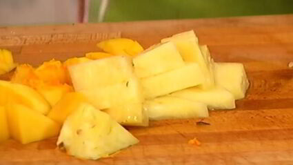 рис на кокосовом молоке с манго и ананасом