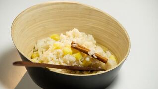 Рис с кокосом и ананасом