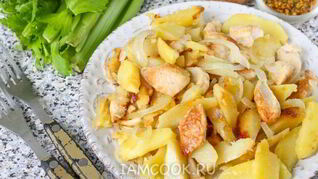 Жареная картошка с курицей