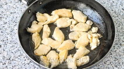 жареная картошка с курицей