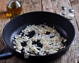 долма из маринованных виноградных листьев