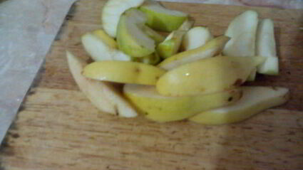 голубцы с айвой и яблоком