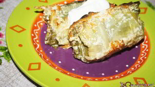 Голубцы с индюшатиной, запеченные в сметанном соусе