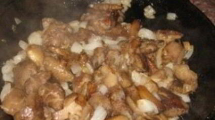 маслята, жареные с луком