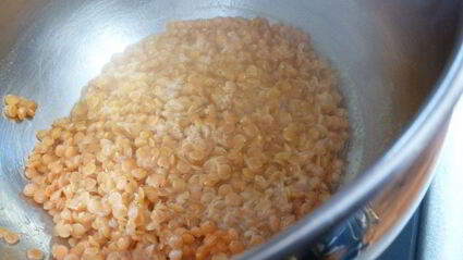 шампиньоны, фаршированные чечевицей