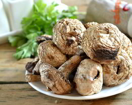 Шампиньоны на мангале