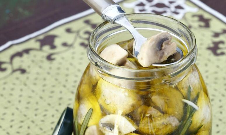 Рецепт шампиньоны с розмарином и чесноком