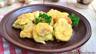 Шампиньоны в сырном кляре