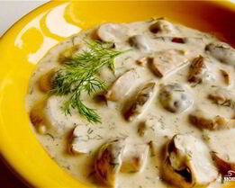 Тушеные белые грибы