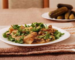 Тушеные грибы в винном соусе