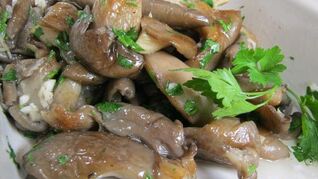 Вешенки в чесночном маринаде