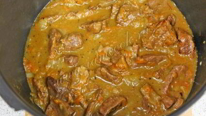 гуляш из говядины в мультиварке