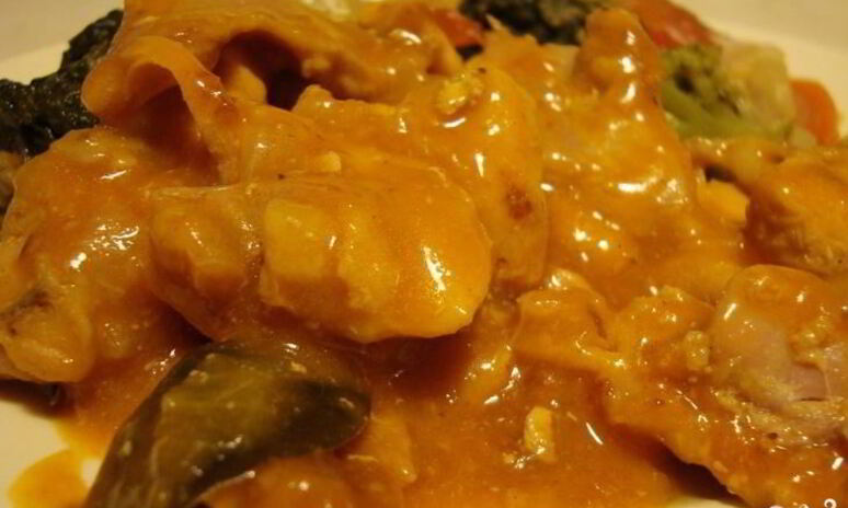 Рецепт гуляш из кролика с подливкой