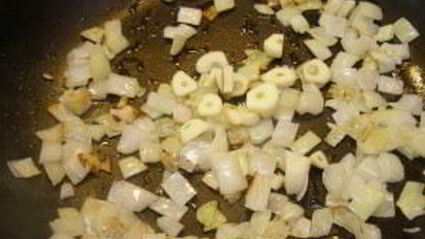 гуляш из кролика с подливкой