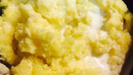 картофельное пюре с грибами и зеленью