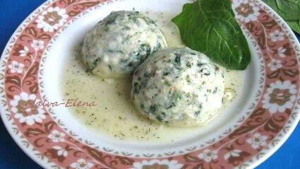 клецки со шпинатом и сыром