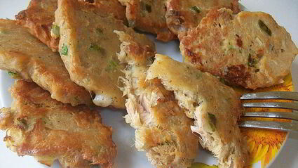 котлетки из консервы тунца