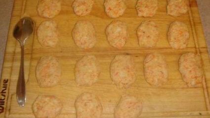 котлетки из крабовых палочек