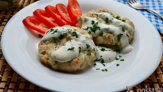 Котлеты из кролика с брынзой в микроволновке