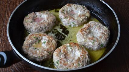 котлеты павлиний глаз с перепелиными яйцами