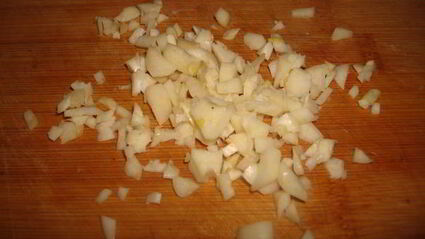 котлеты с розмарином в беконе