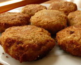 Котлеты в панировочных сухарях