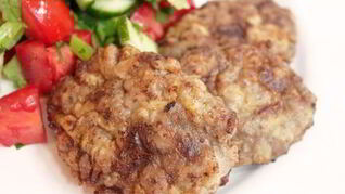 Мясные котлеты с кабачками