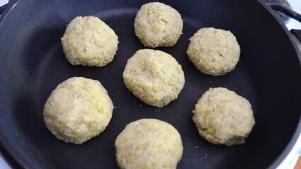 постные гороховые котлеты