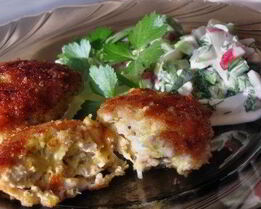 Рубленые куриные котлеты с сыром