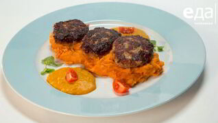 Утиные котлеты с красным пюре