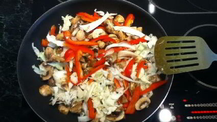 лапша по-сингапурски