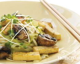 Лапша с тофу и грибами