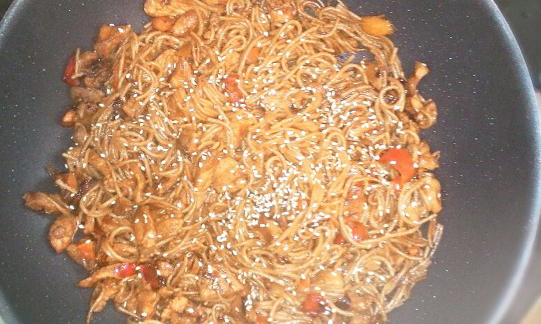 Рецепт лапша якисоба с говядиной