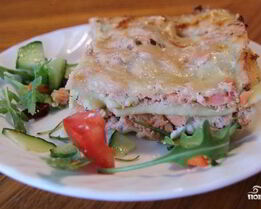 Лазанья с форелью