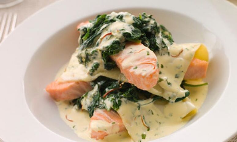 Рецепт лазанья с лососем и шпинатом