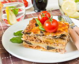 Лазанья с мясом и лесными грибами