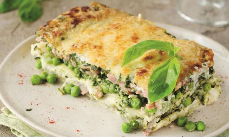 Рецепт лазанья с ветчиной, горошком и творогом