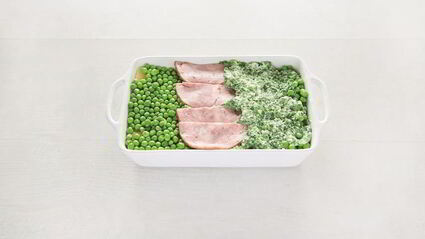 лазанья с ветчиной, горошком и творогом