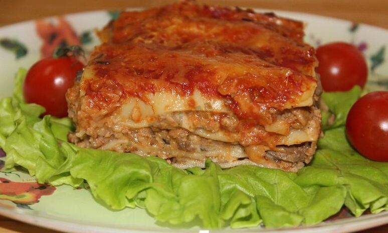 Рецепт мясная лазанья с грибным соусом