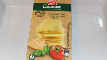 мясная лазанья с грибным соусом