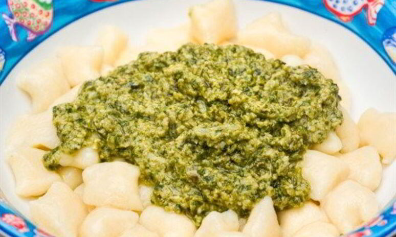 Рецепт лимонные ньокки со шпинатом и зеленым горошком