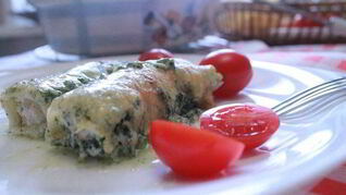 Каннеллони с песто из шпината